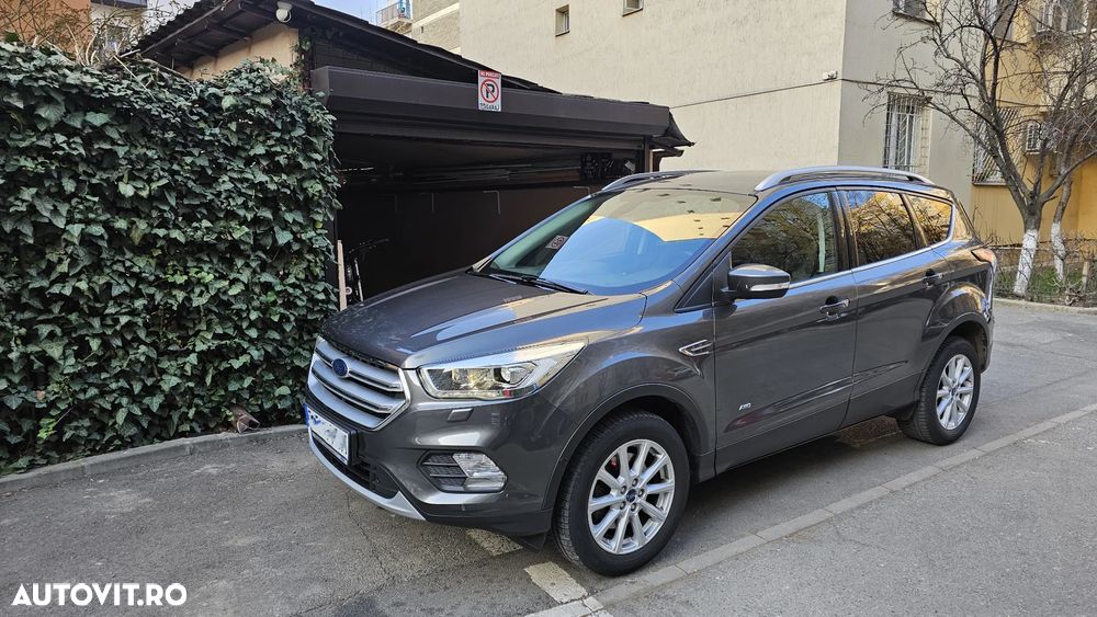 Ford Kuga 1.5 EcoBoost 4WD Aut. Titanium - 1