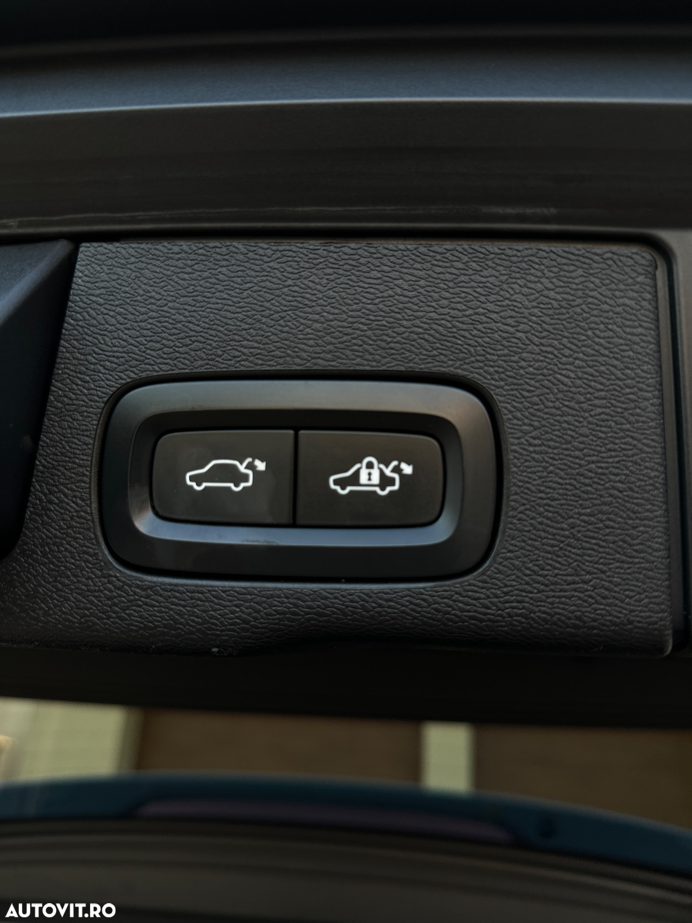 Volvo XC 60 B4 D AWD Geartronic Inscription - 29