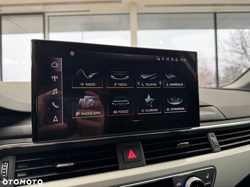 Audi A4 Limousine - 28