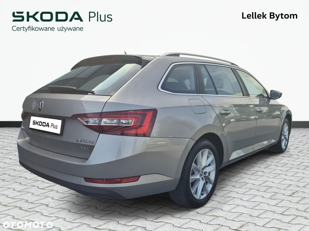 Skoda Superb - 11