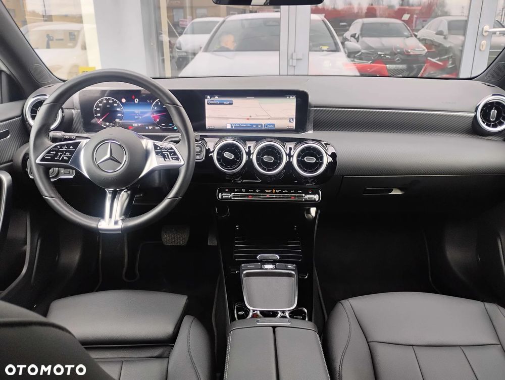 Mercedes-Benz Klasa A 200 Progressive 7G-DCT - 17