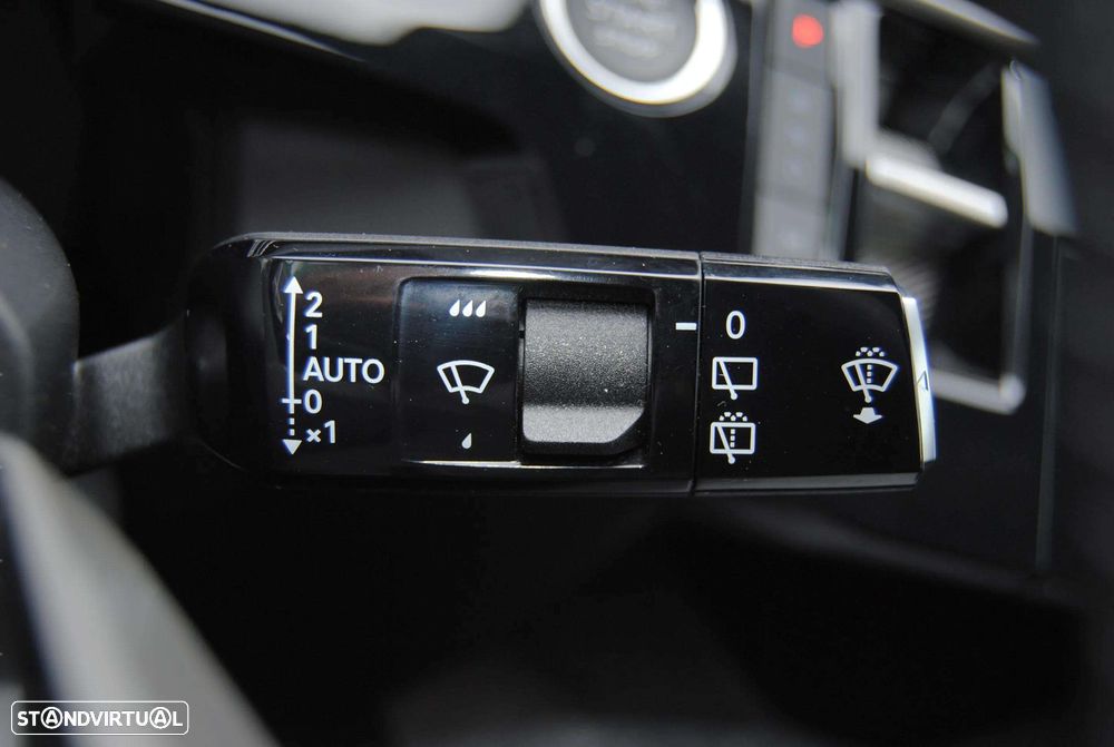 Peugeot 5008 1.2 Hybrid Allure e-DCS6 - 37