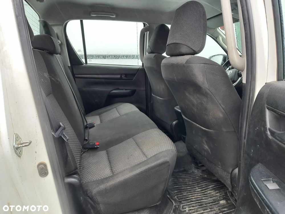 Toyota Hilux 2.4 D-4D Double Cab DLX 4x4 - 8