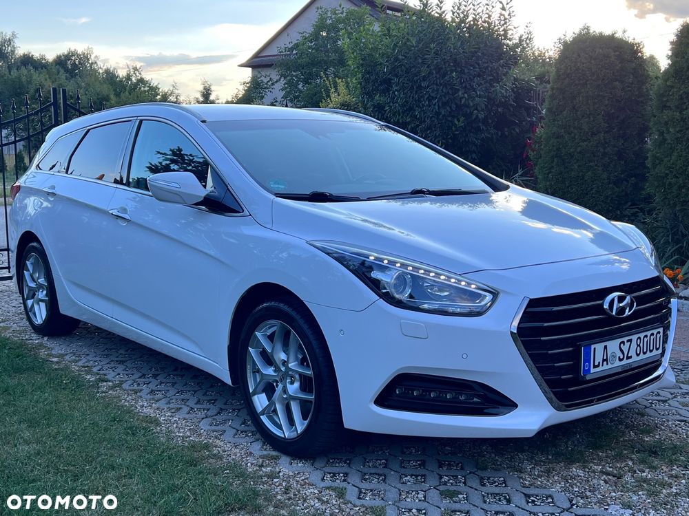 Hyundai i40 Kombi blue 1.7 CRDi Premium - 12