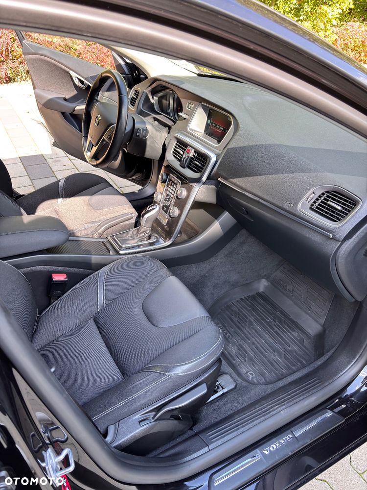 Volvo V40 D4 Geartronic Summum - 8