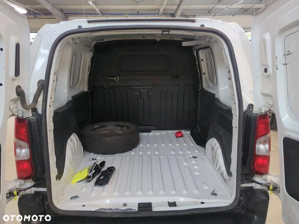 Toyota Proace City Furgon - 10