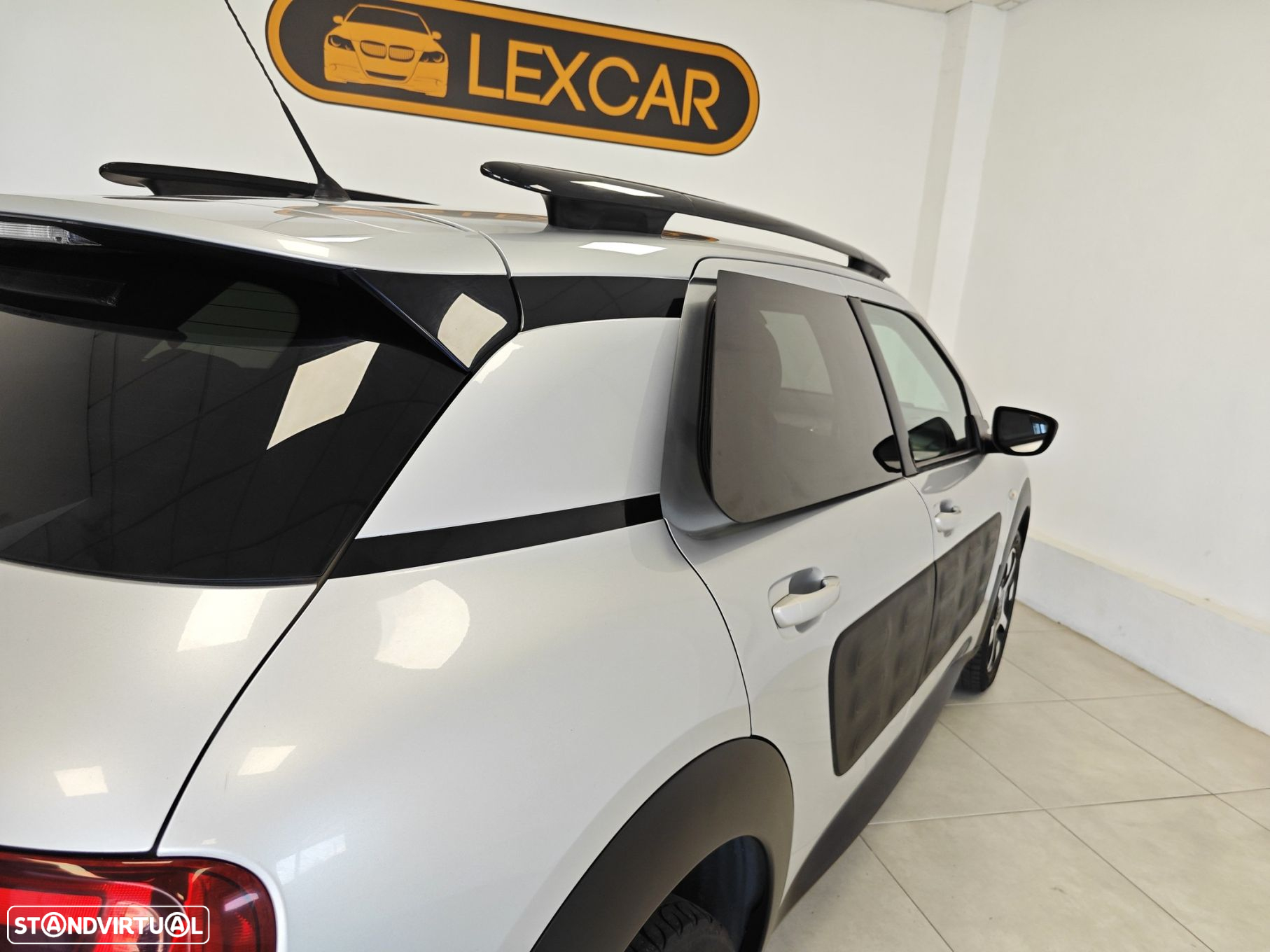 Citroën C4 Cactus 1.2 PureTech Shine - 25