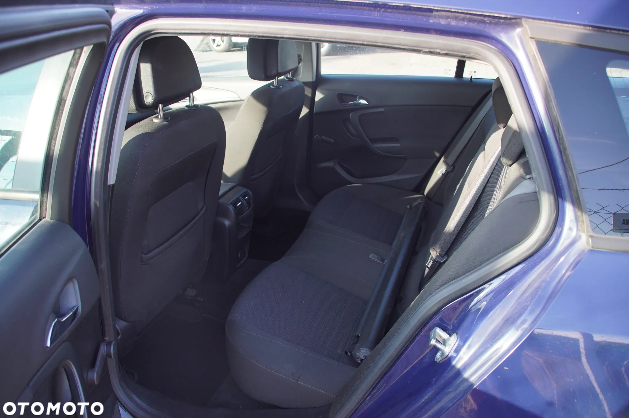 Auto na części - Opel Insignia A Kombi 2.0 CDTI A20DTJ 130 KM M32 GEK 2009R Silnik Skrzynia Drzwi Lusterko Szyba Lampa Zderzak Maska Błotnik Klapa Deska Kokpit Sterownik Moduł Licznik - 16