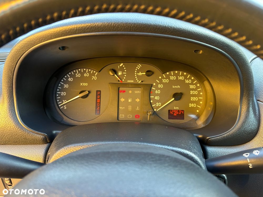 Renault Clio - 37
