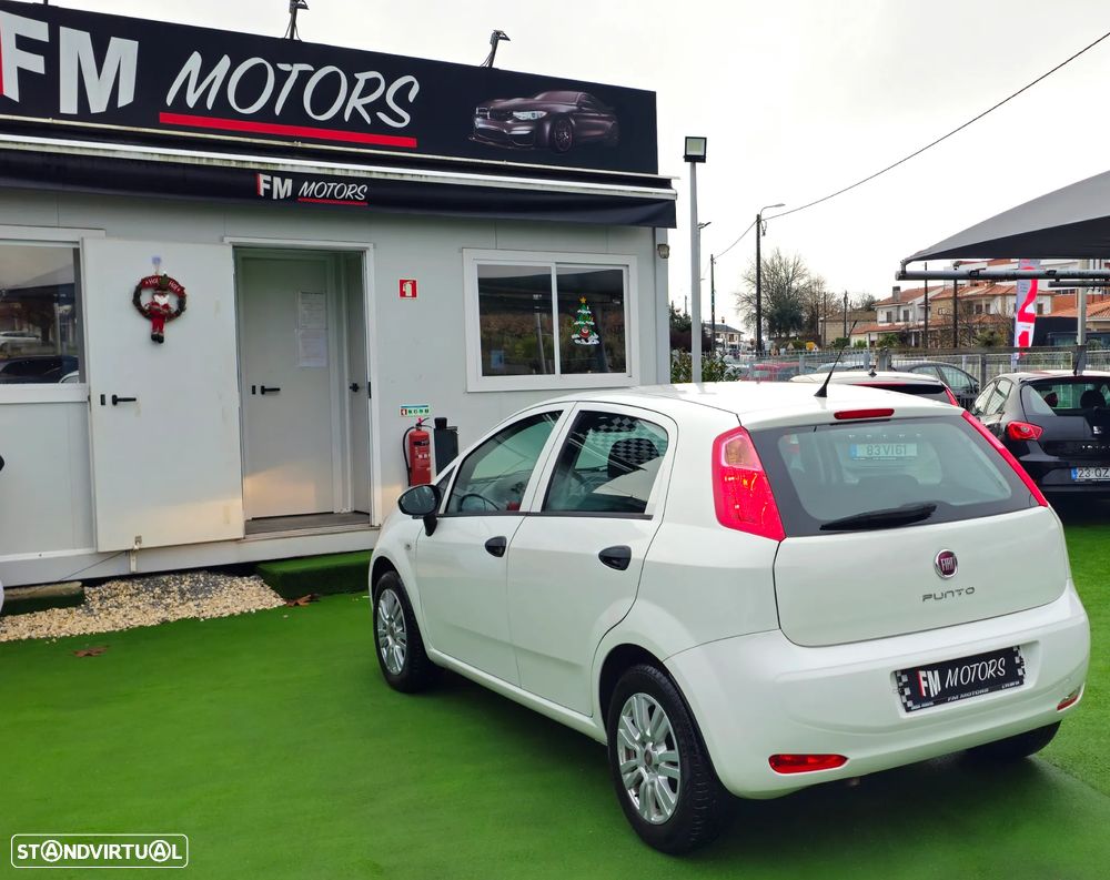 Fiat Punto 1.2 Lounge S&S - 3