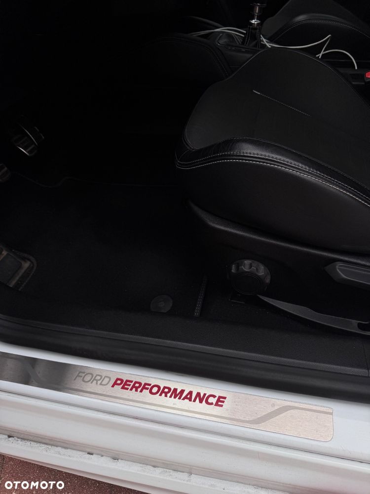 Ford Focus 2.0 EcoBlue ST-2 - 10