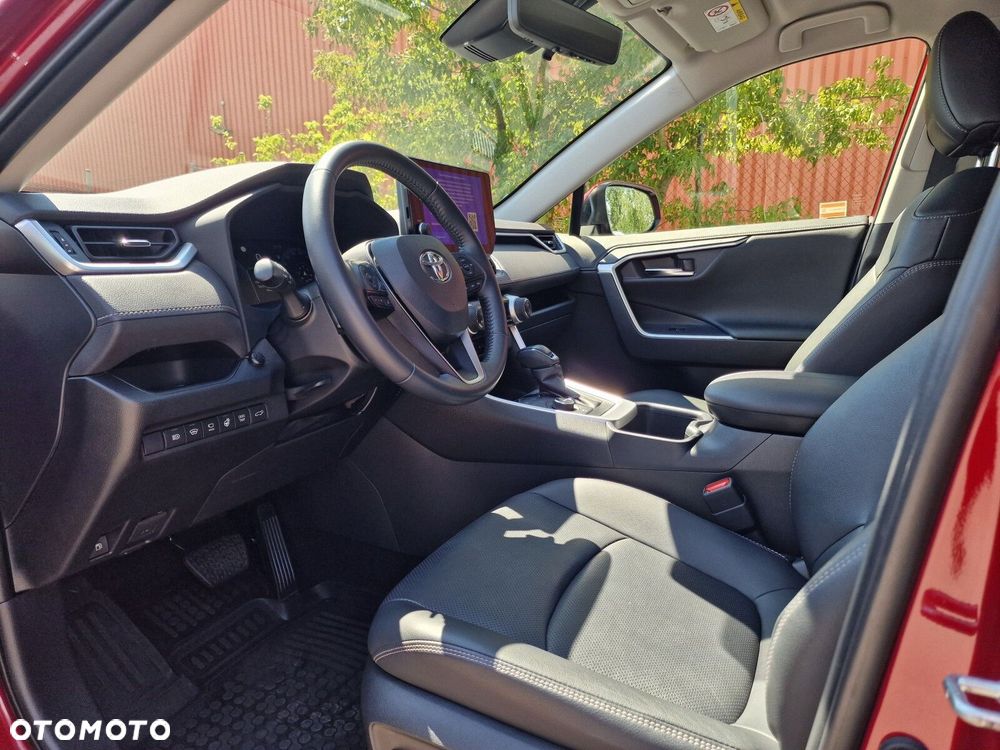 Toyota RAV4 - 12