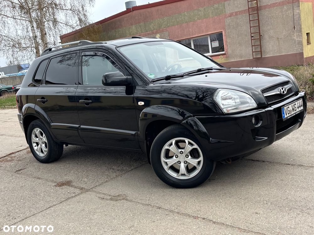 Hyundai Tucson 2.0 2WD GLS - 33