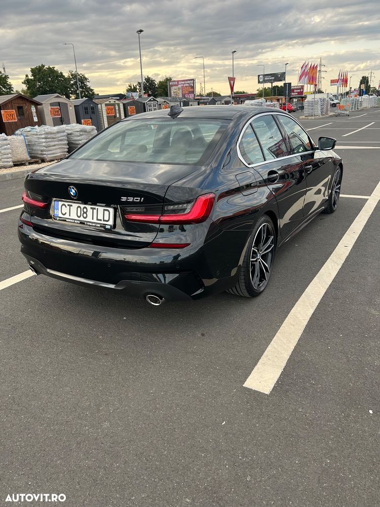 BMW Seria 3 330i AT M Sport - 4