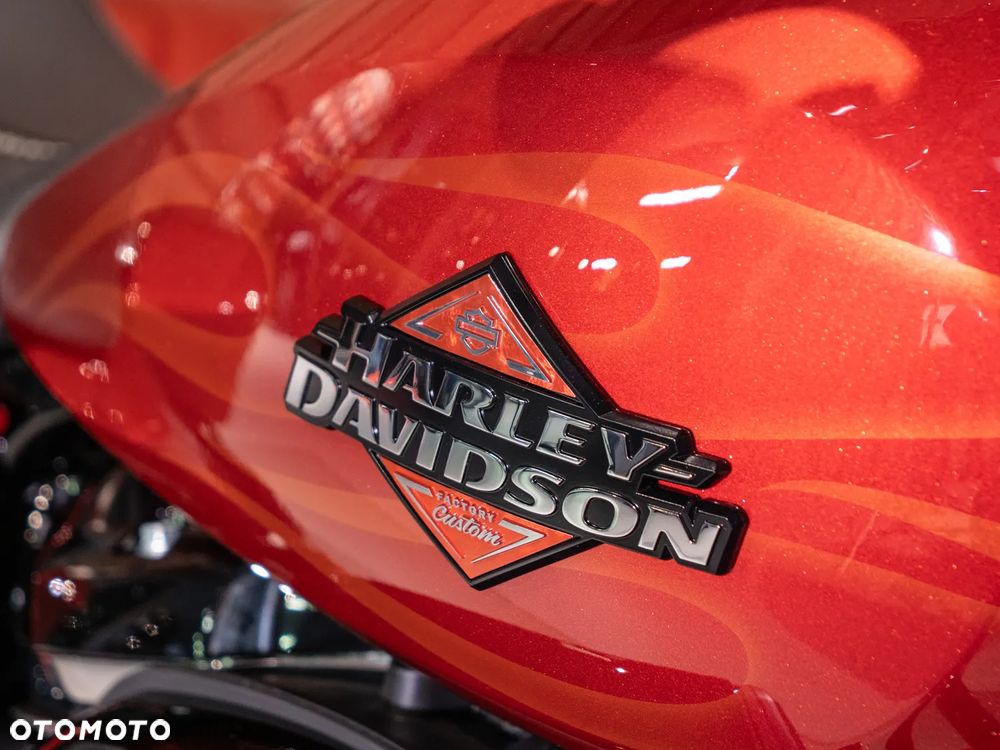 Harley-Davidson Touring Street Glide - 8