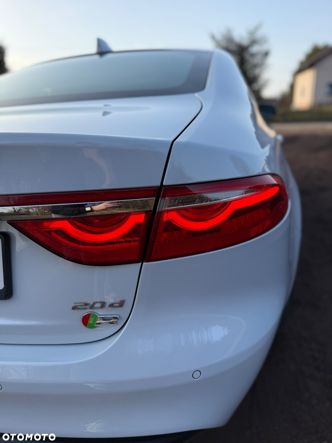 Jaguar XF 2.0 i4D AWD Prestige - 12