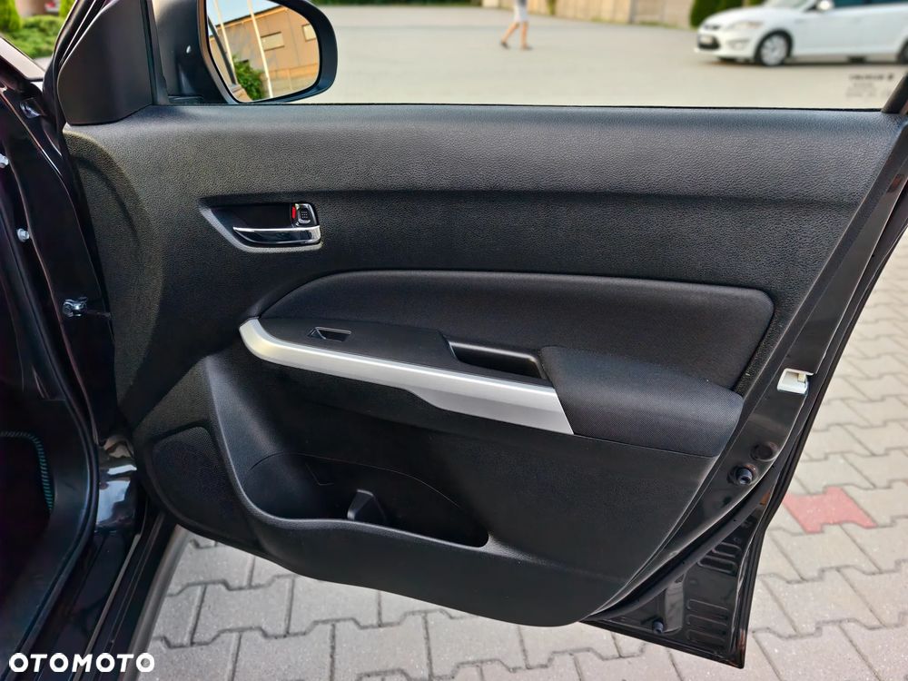 Suzuki Vitara 1.6 (4x4) Allgrip Comfort+ - 19