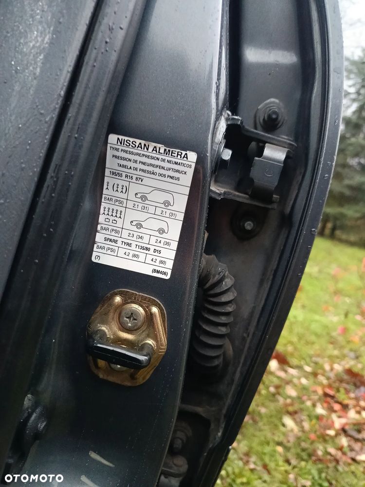 Nissan Almera - 17