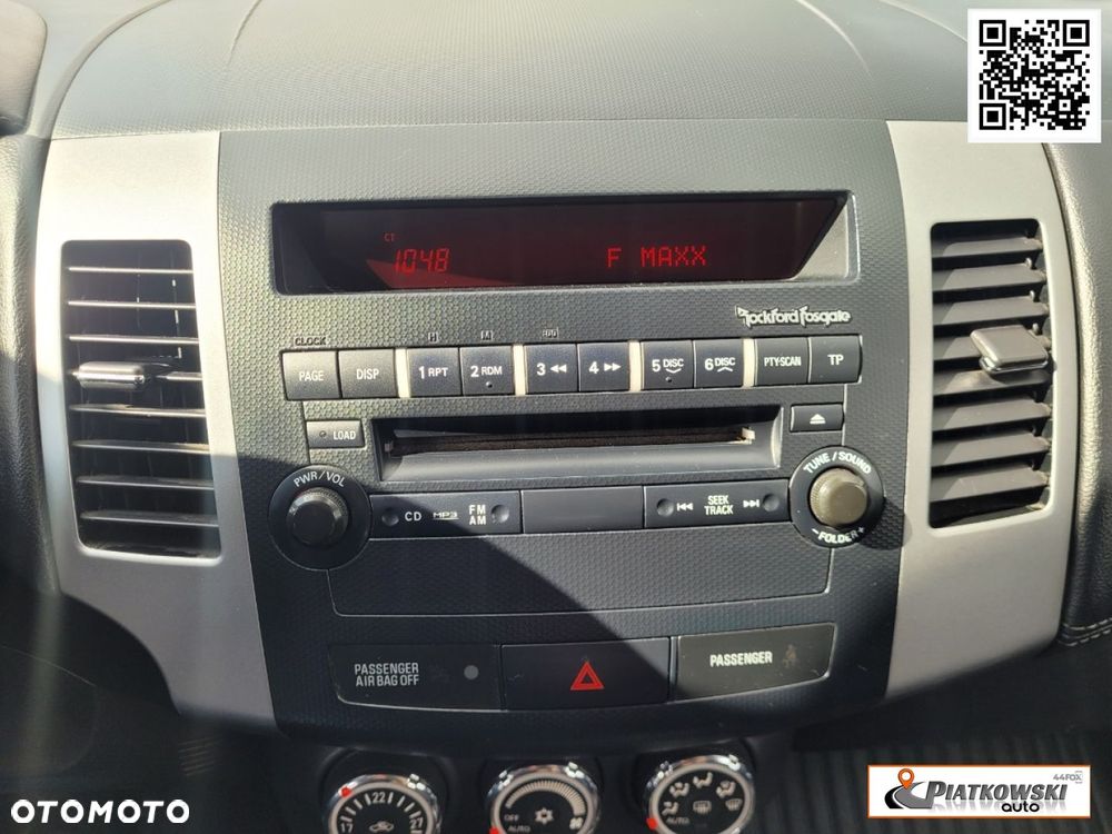 Mitsubishi Outlander - 23