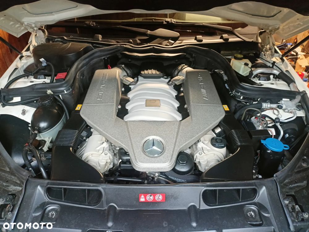 Mercedes-Benz Klasa C 63 AMG 7G-TRONIC SPORT EDITION - 19