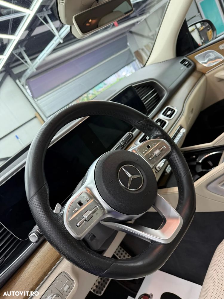 Mercedes-Benz GLS - 18