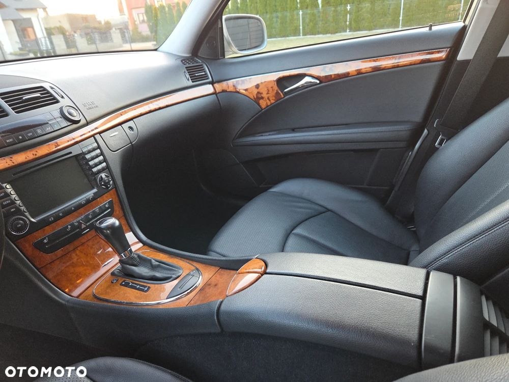 Mercedes-Benz Klasa E - 16