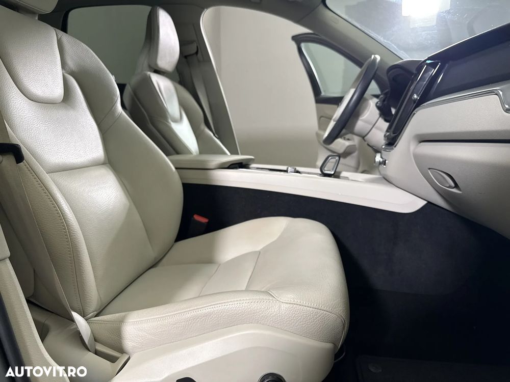 Volvo XC 60 - 12