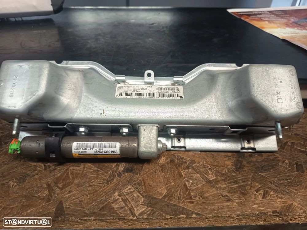 Airbag Joelhos Direito MERCEDES-BENZ C-CLASS T-Model (S204 Ref: 2048602002 - 1
