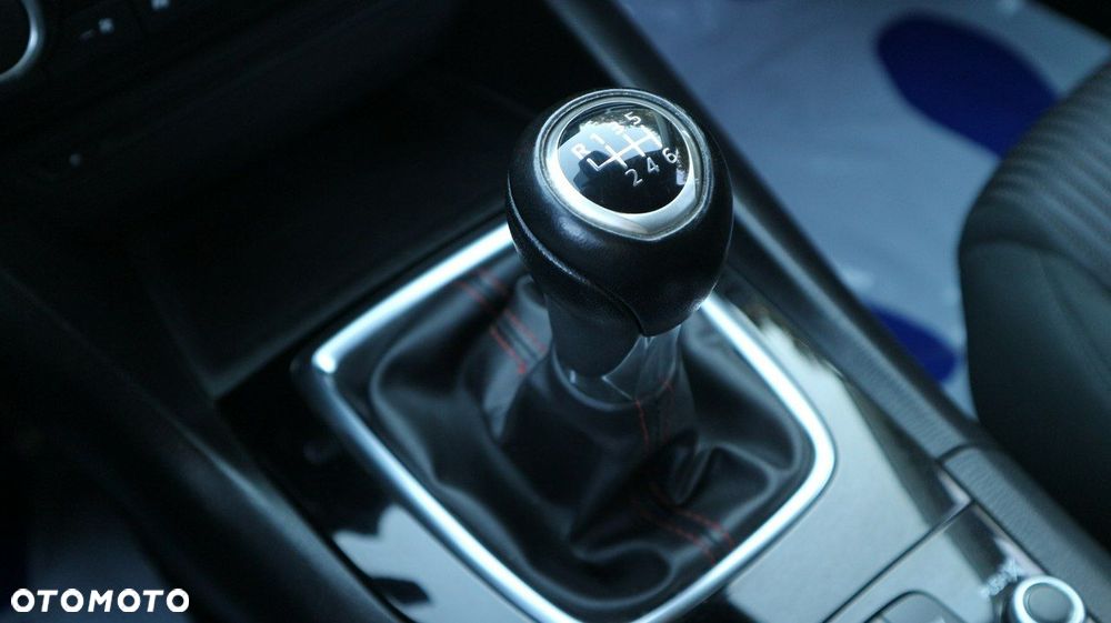Mazda 3 SKYACTIV-G 120 Exclusive-Line - 26