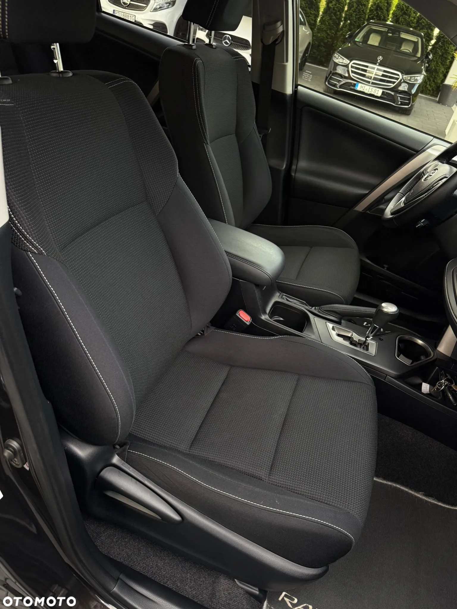 Toyota RAV4 - 33