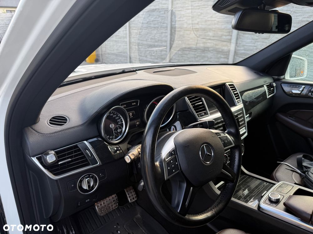 Mercedes-Benz GL 350 BlueTEC 4-Matic - 19