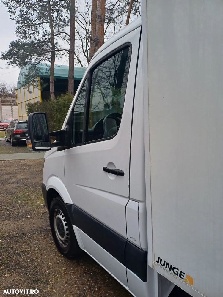 Mercedes-Benz SPRINTER - 11