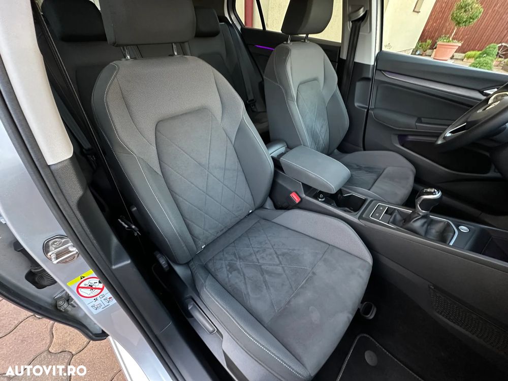 Volkswagen Golf 1.5 TSI ACT Style - 10