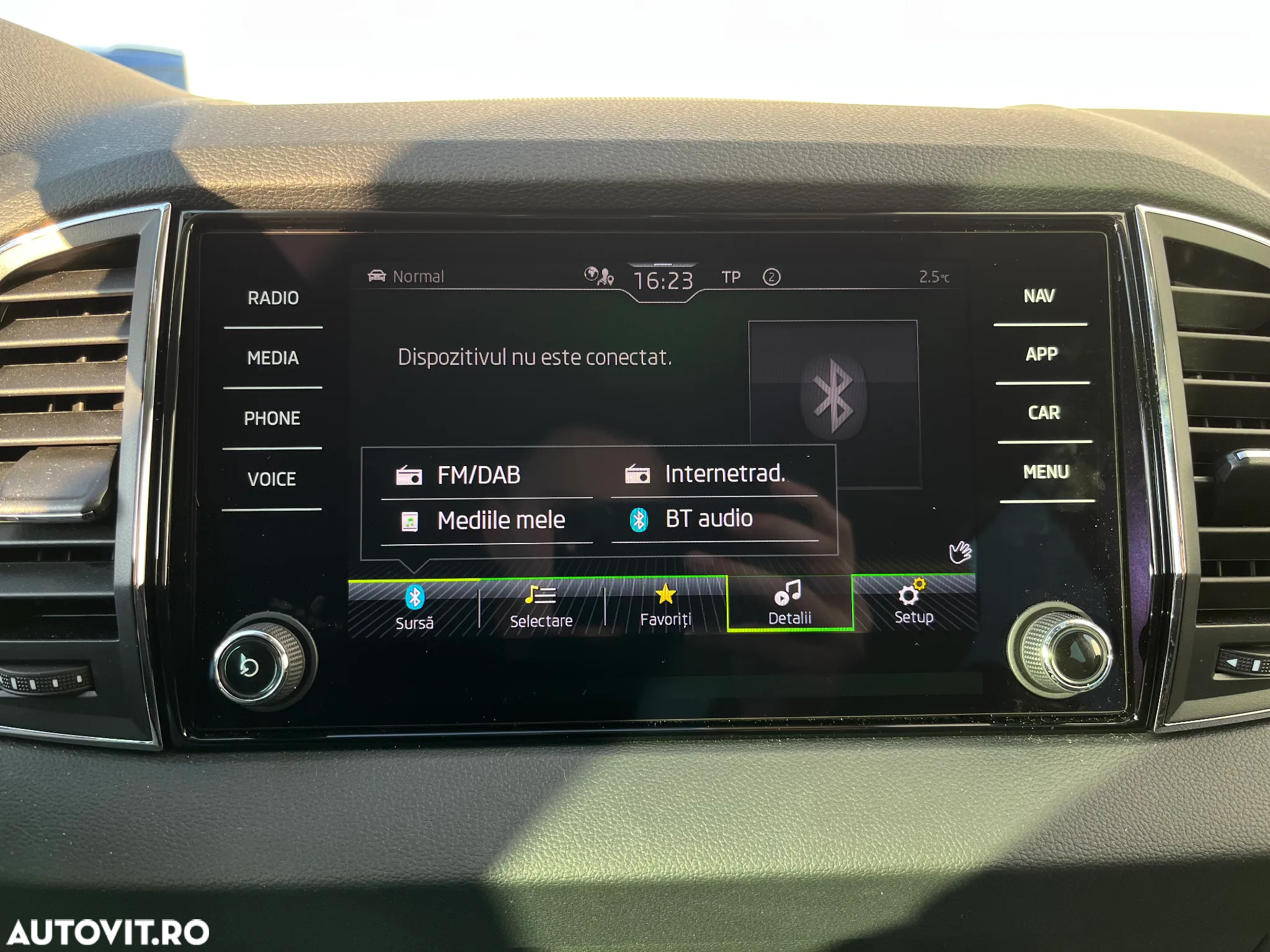 Skoda Karoq 1.5 TSI DSG Selection - 14