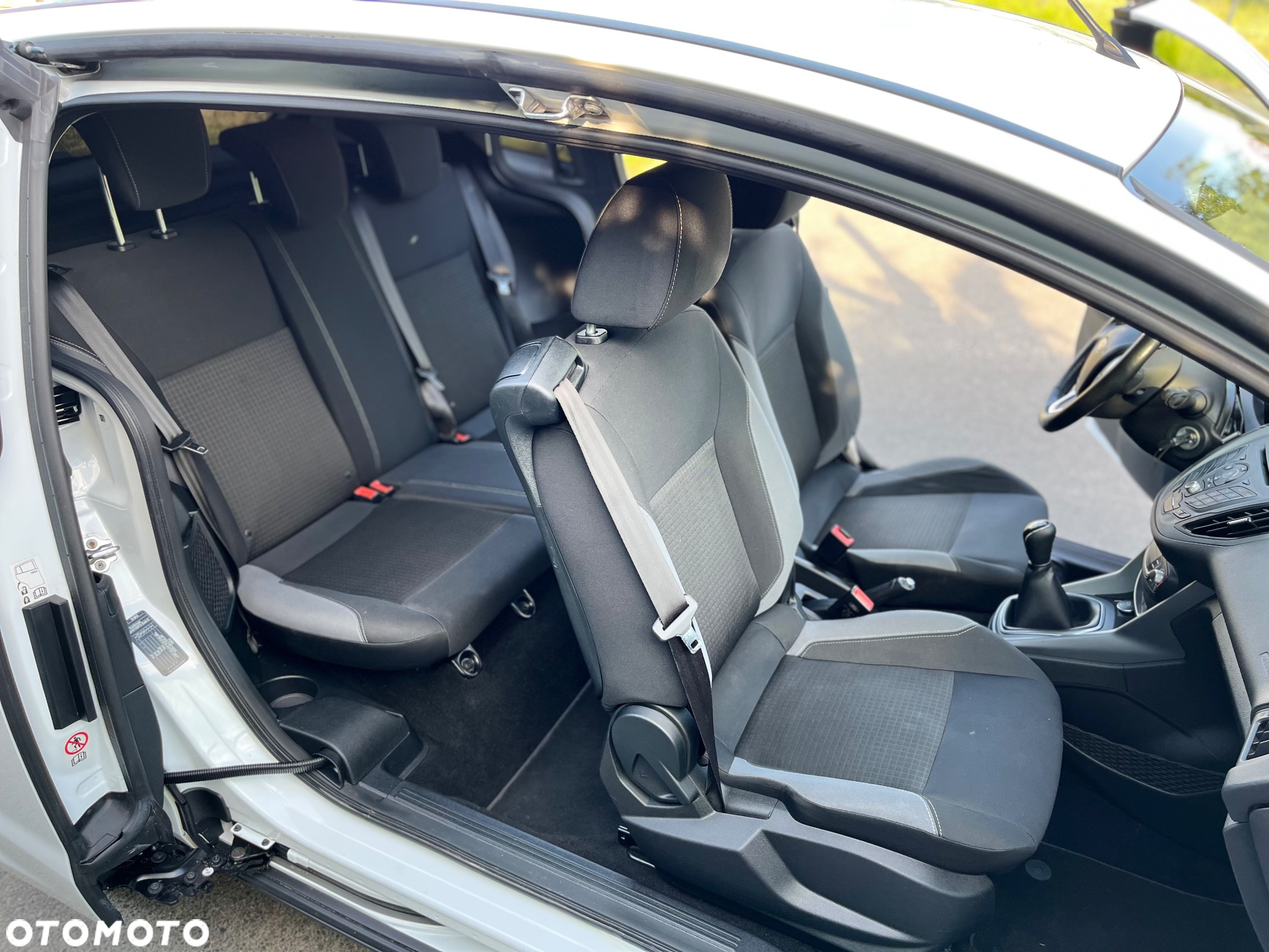 Ford B-MAX 1.0 EcoBoost Titanium - 23
