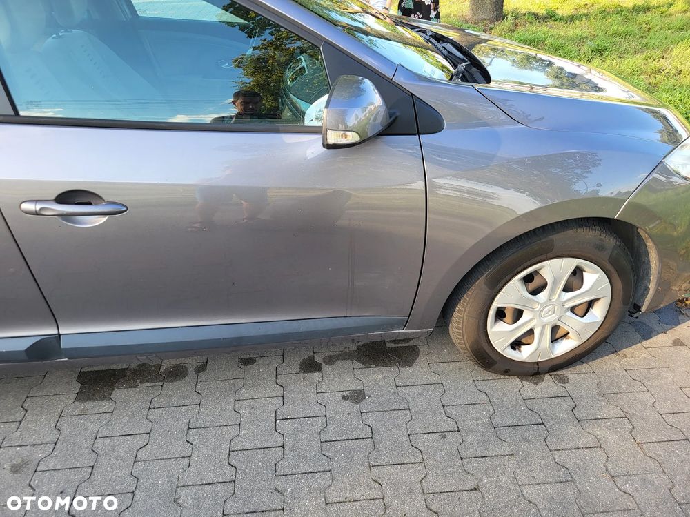 Renault Megane 1.5 dCi Expression - 6