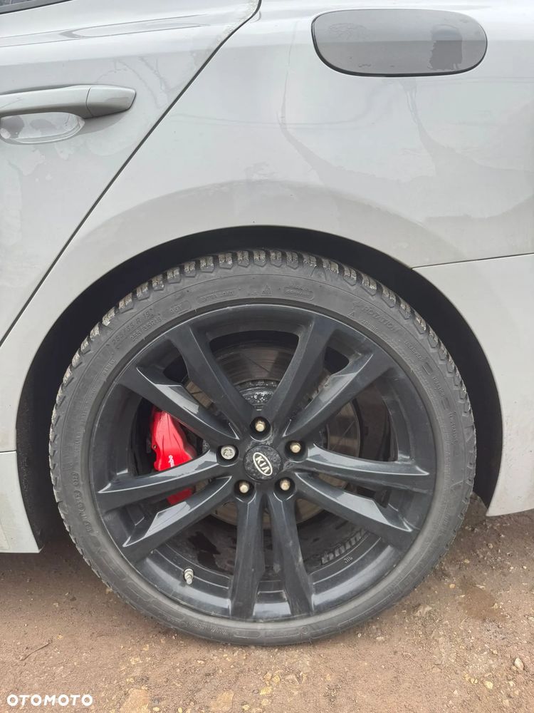 Kia Stinger 3.3 T-GDI AWD OPF GT - 11