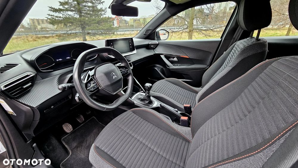 Peugeot 2008 PureTech 100 Business S&S BVM6 - 24