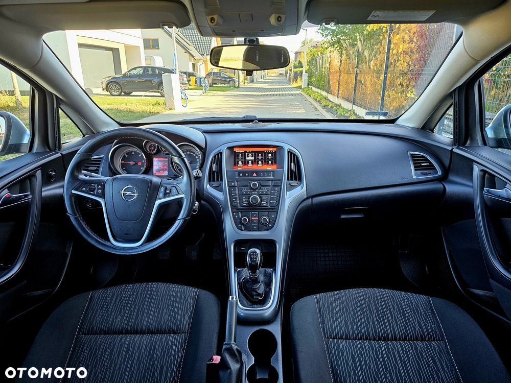 Opel Astra - 8