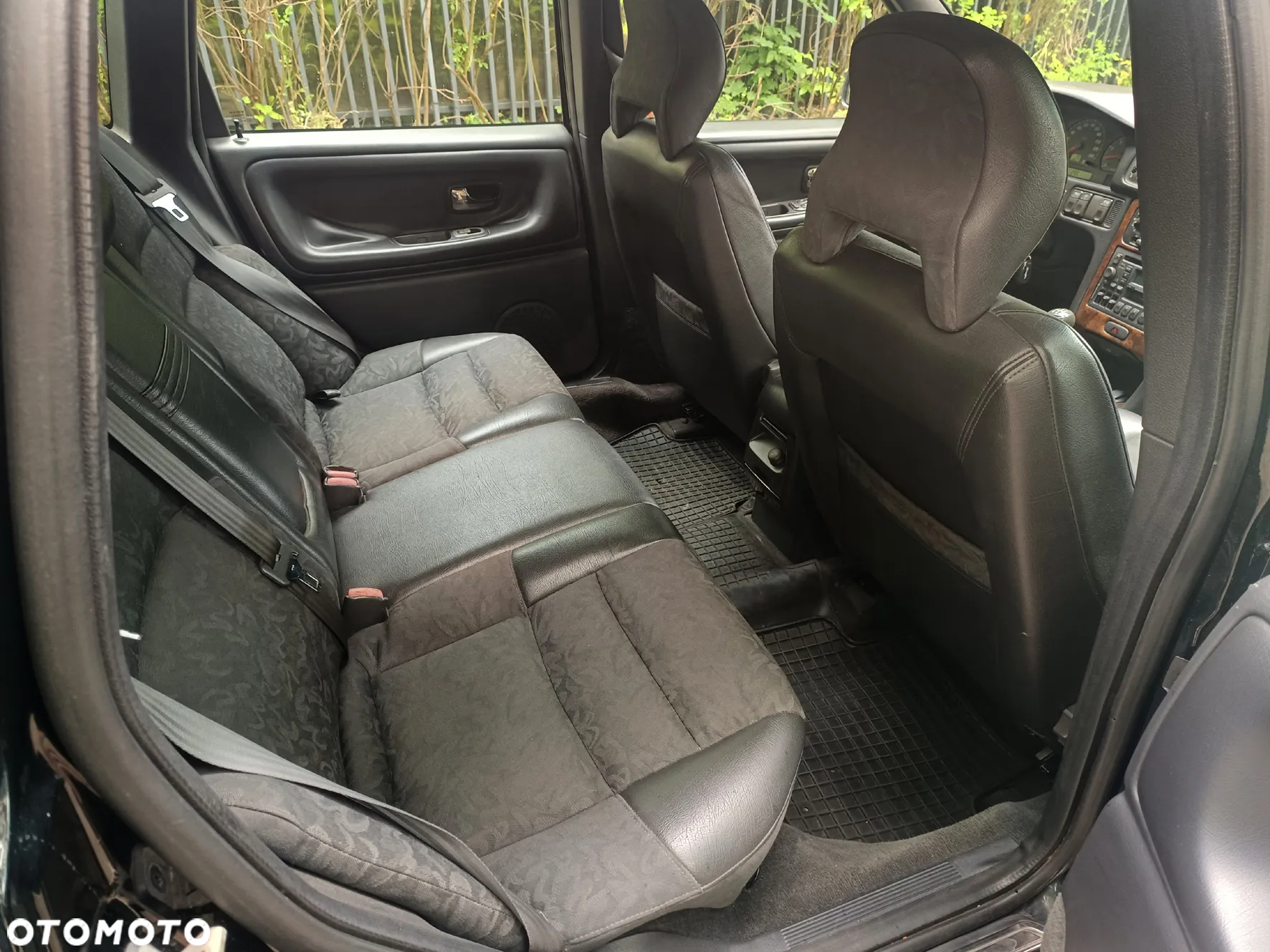 Volvo V70 2.5 AWD - 12