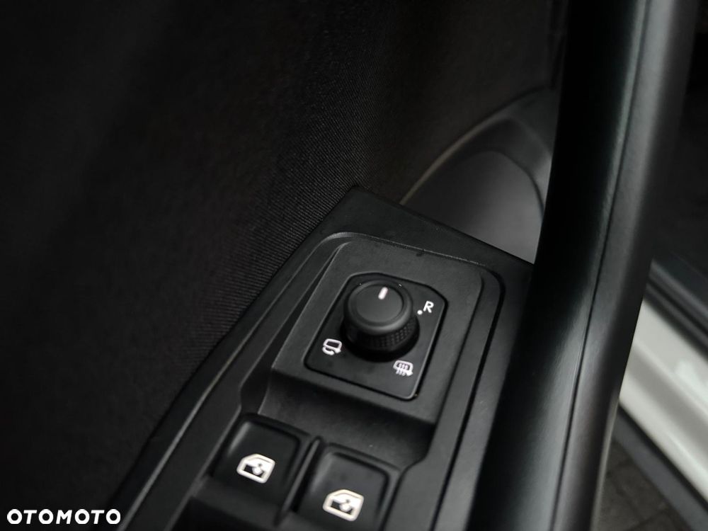 Volkswagen T-Roc 1.5 TSI Life Plus DSG - 20