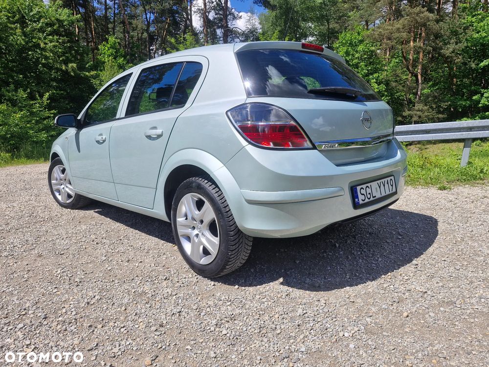 Opel Astra 1.4 Enjoy - 15