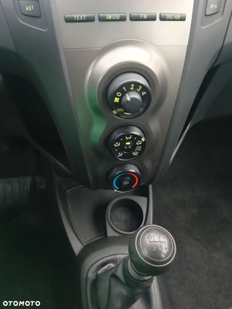 Toyota Yaris 1.33 Luna Start - 9