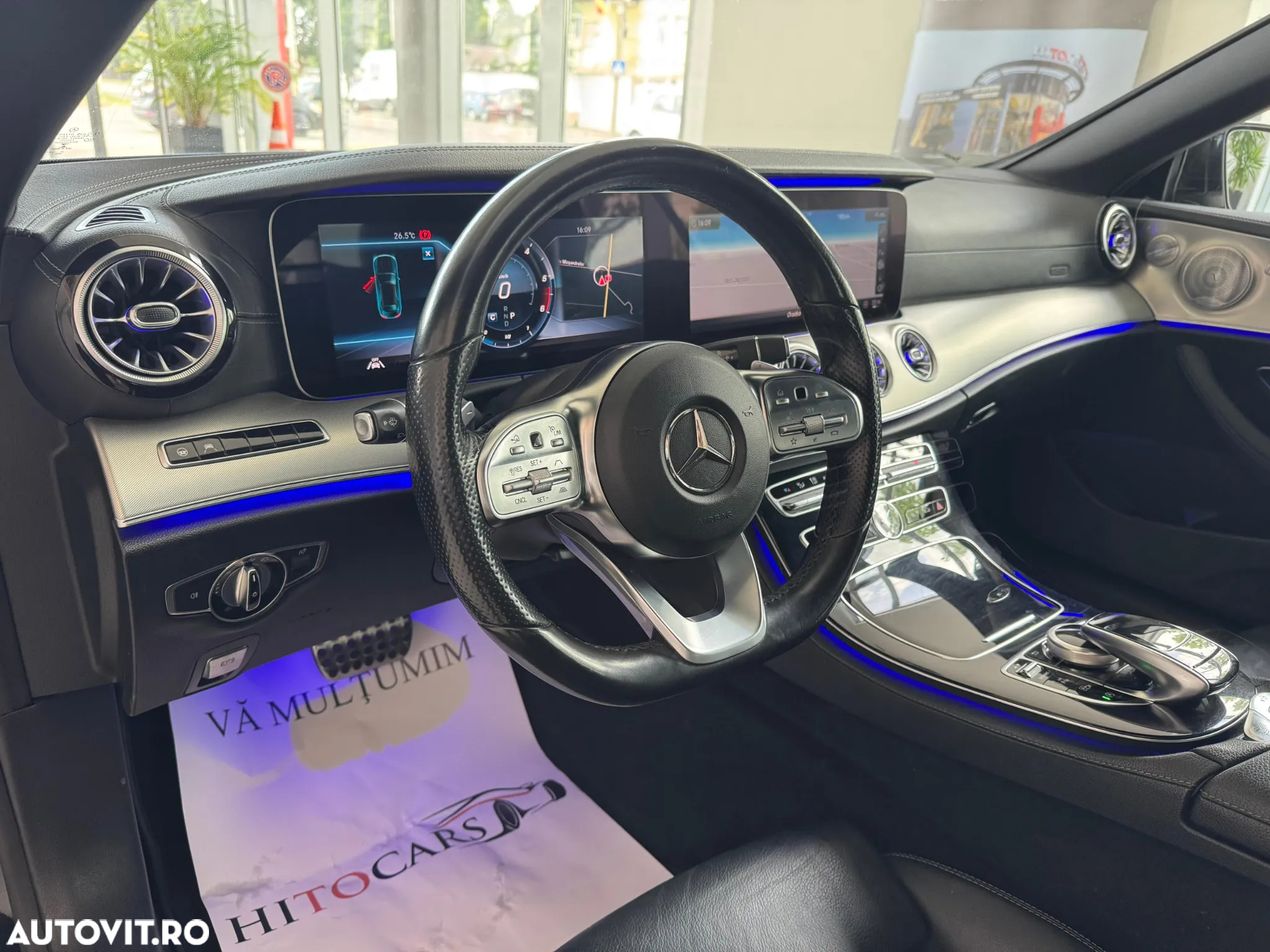 Mercedes-Benz E - 12