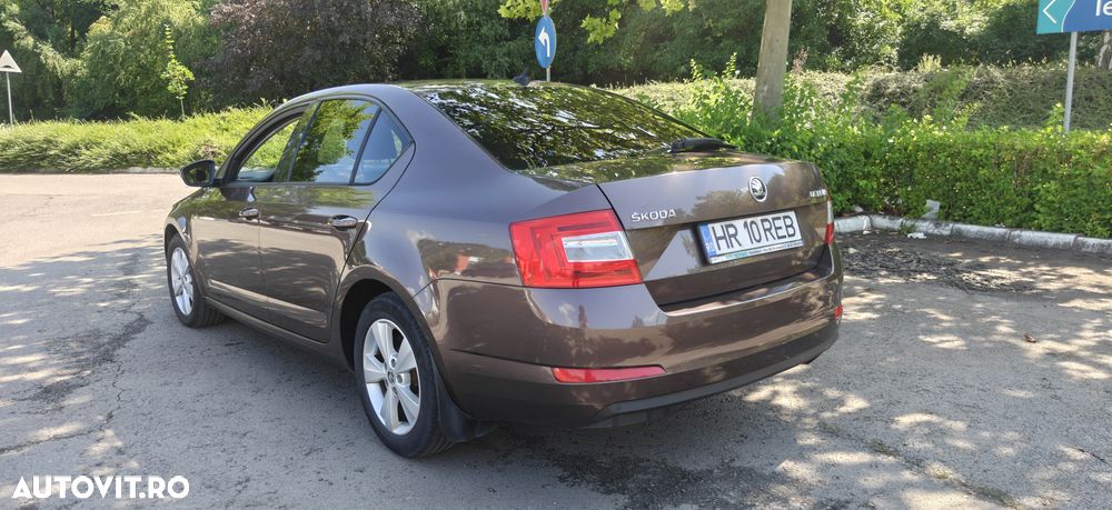 Skoda Octavia 1.6 TDI Style - 4