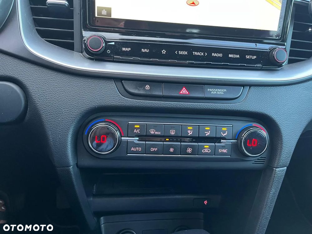 Kia Ceed 1.4 T-GDI L DCT - 17