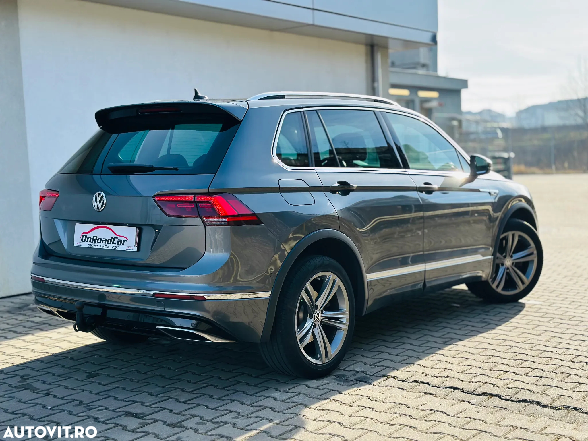 Volkswagen Tiguan 2.0 TDI SCR 4MOTION DSG Highline - 4