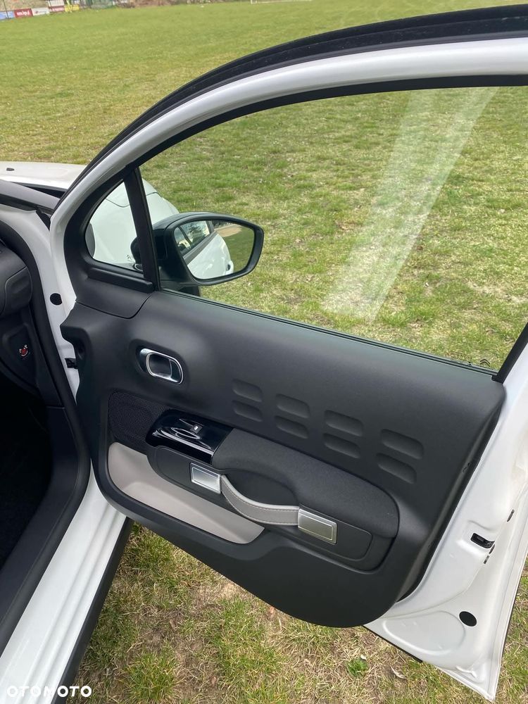 Citroën C3 Pure Tech 110 S&S EAT6 ELLE - 15