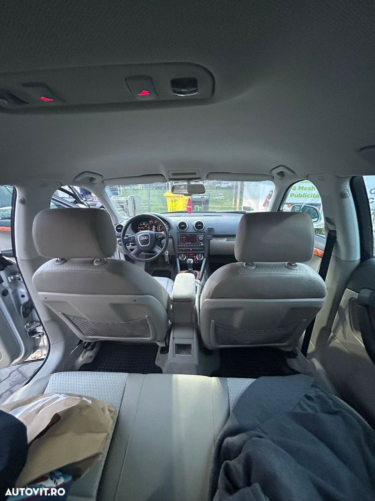 Audi A3 2.0 TDI Sportback DPF Ambiente - 13