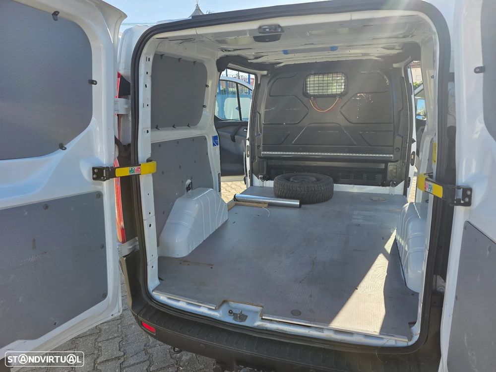 Ford Transit Custom 2.2 TDCI 270 L1 - 40